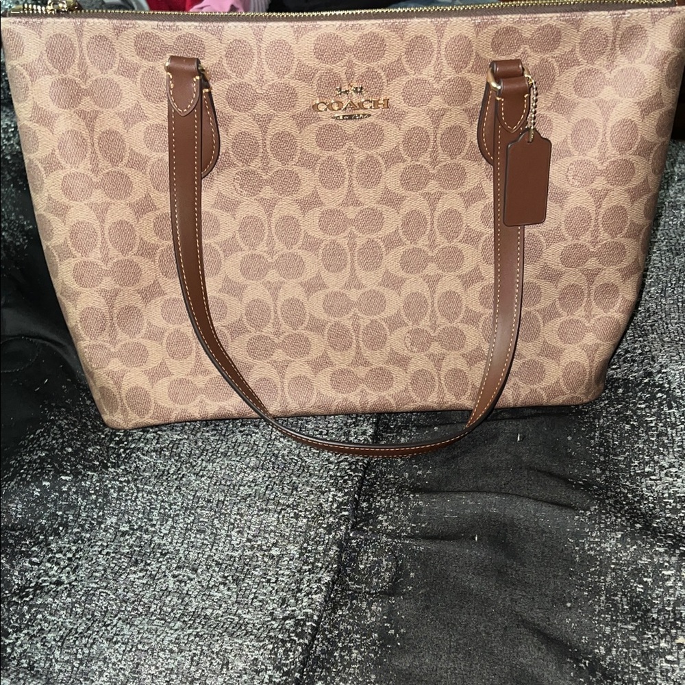 Coach Gallery Tote Bag